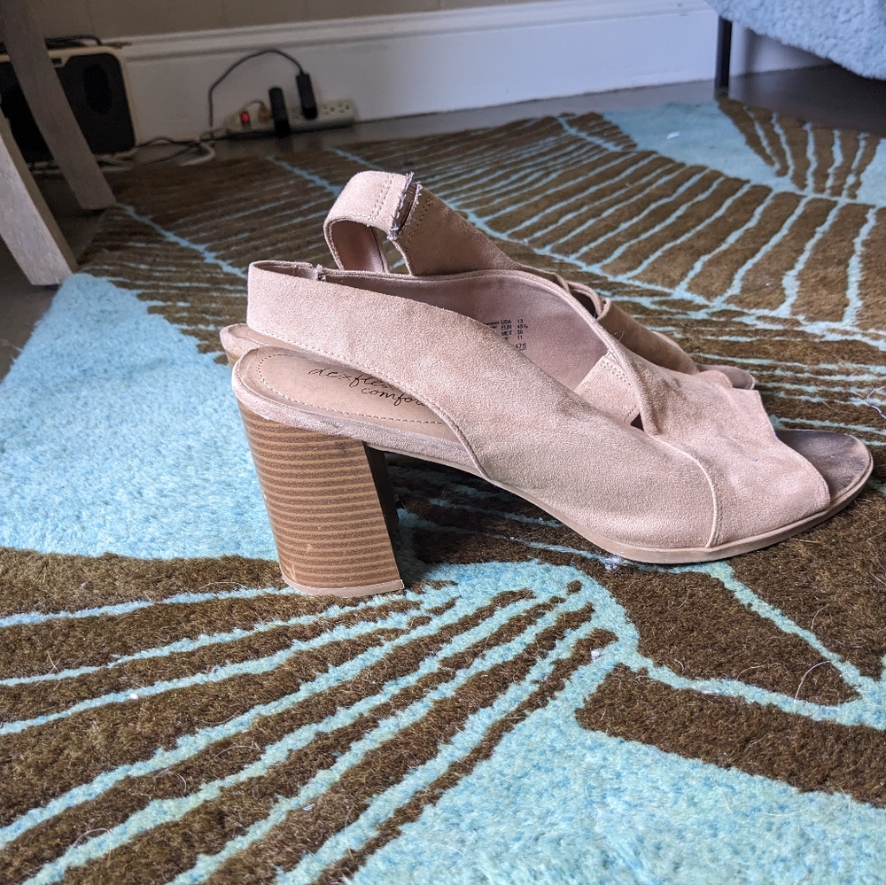 Nude heels